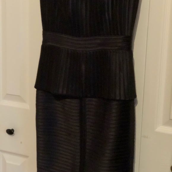 BCBG dress size 2 - Picture 4 of 4